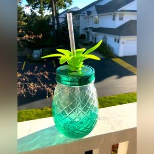 Pineapple Cup with Straw